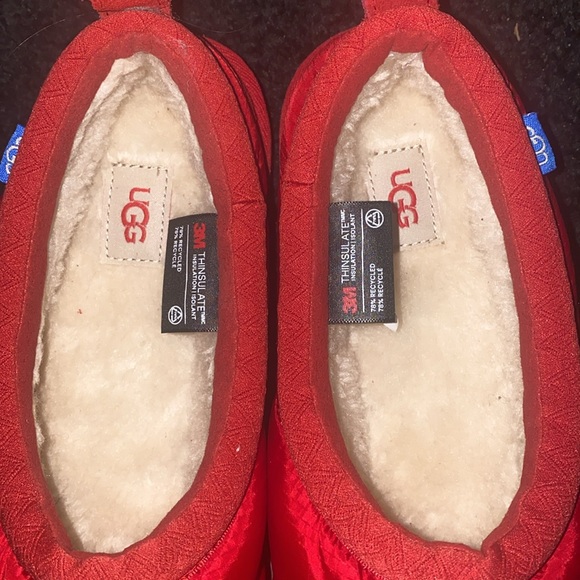 Ugg Tasman LTA slipper. Samba red. Size 8M/9W. Brand new never worn or tried on - Picture 2 of 5